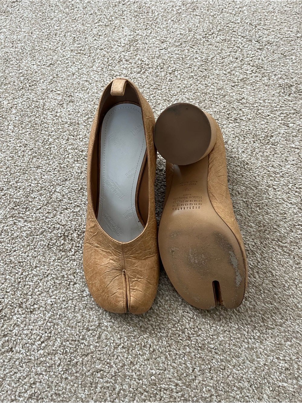 Maison Margiela Paper-like Tabi Block Heels - Picture 5 of 5